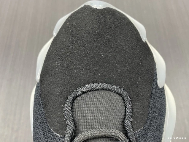 ADIDAS YEEZY H68031 400 0817